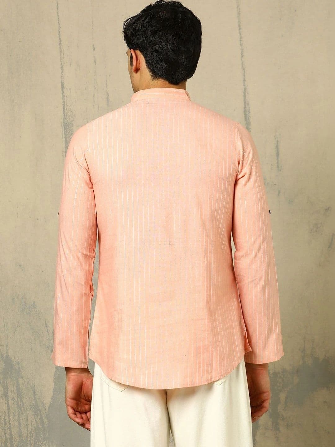 Anouk Woven Design Solid Cotton Handloom Mandarin Collar Short Kurta thumbnail 4