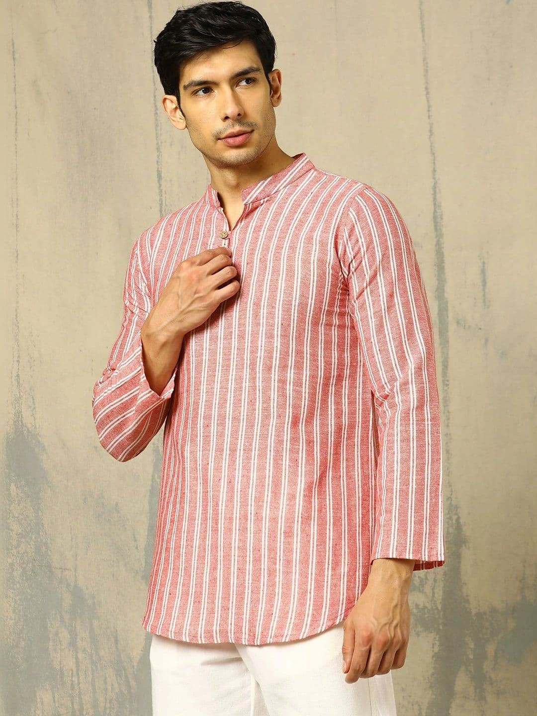 Anouk Woven Design Striped Cotton Handloom Mandarin Collar Short Kurta thumbnail 2