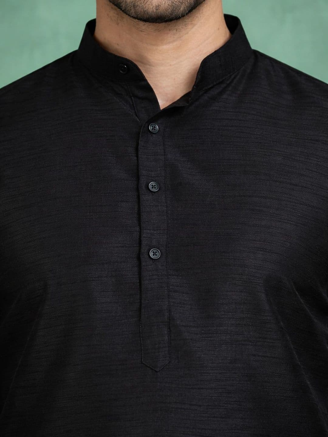 House of Pataudi Silk Mandarin Collar Knee Length Straight Kurtas thumbnail 3
