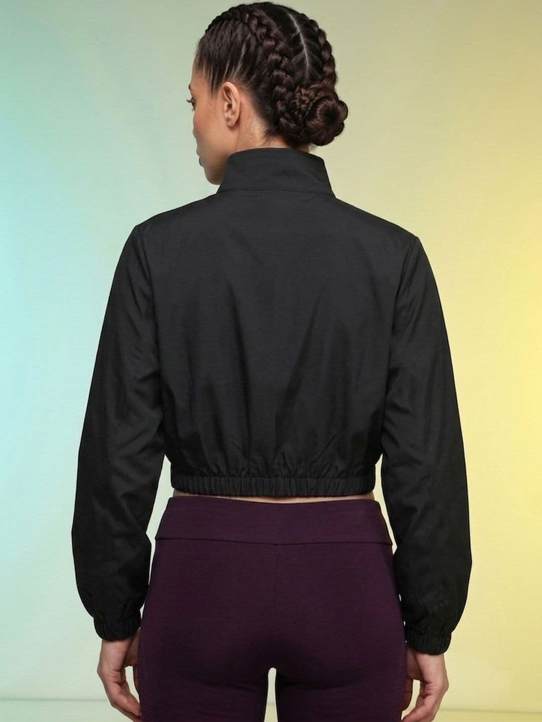 HRX by Hrithik Roshan Women Brand Logo Lightweight Crop Training or Gym Sporty Jacket thumbnail 4