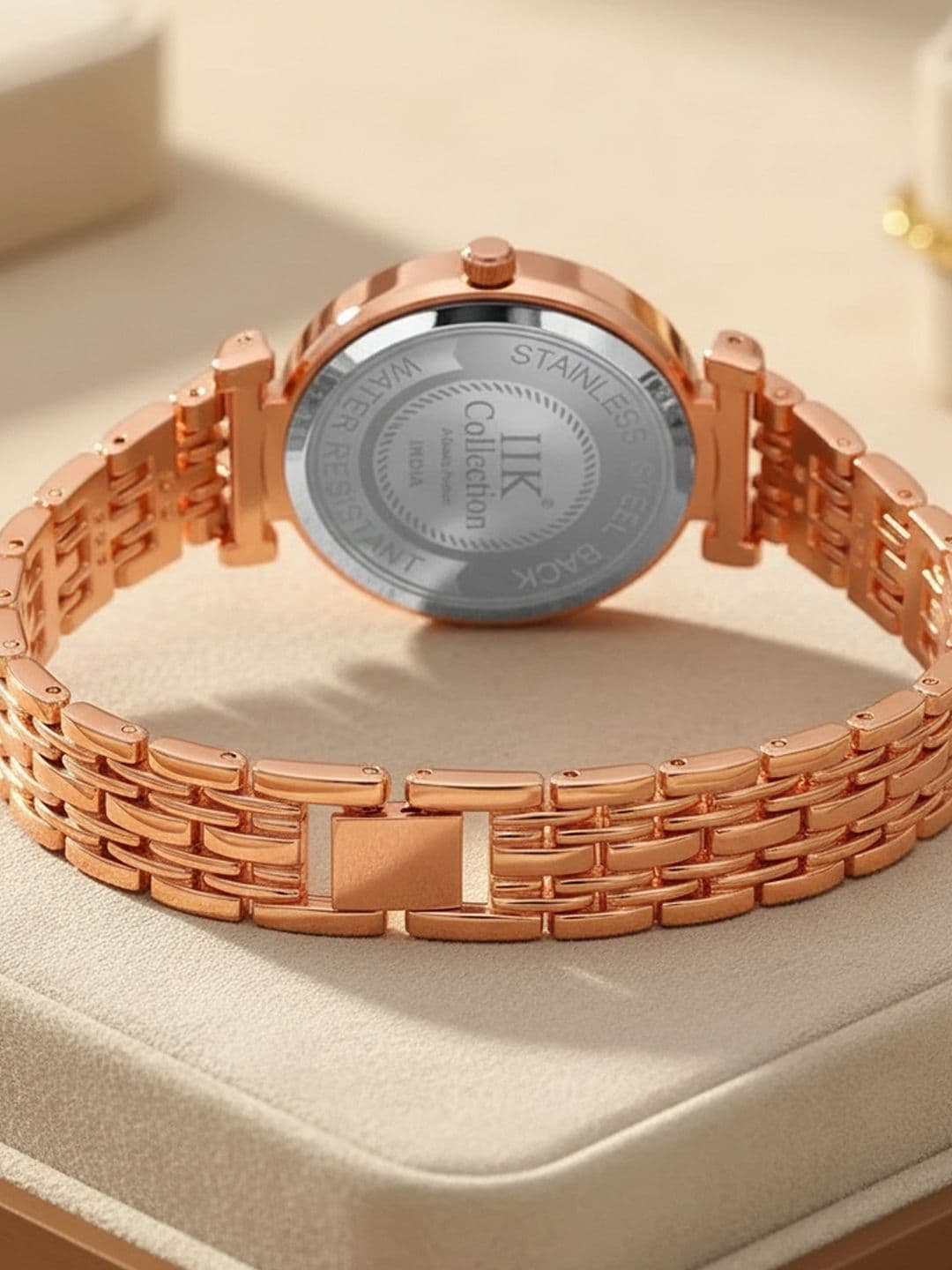 IIK COLLECTION Women Round Dial Stainless Steel Bracelet Style Straps Analogue Watch thumbnail 7