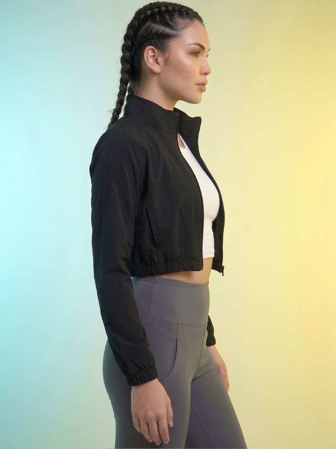 HRX by Hrithik Roshan Women Lightweight Crop Training or Gym Sporty Jacket thumbnail 2