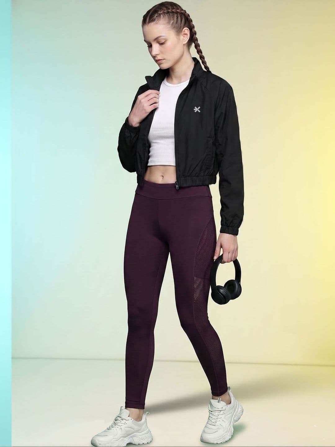 HRX by Hrithik Roshan Women Brand Logo Lightweight Crop Training or Gym Sporty Jacket thumbnail 4