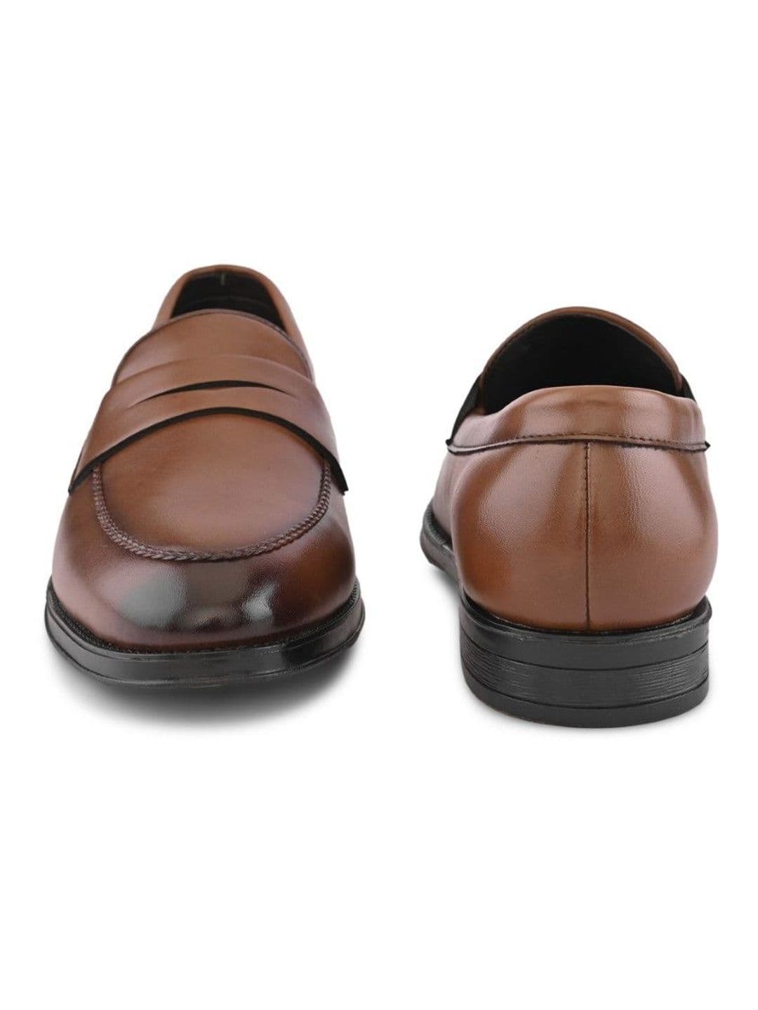 House of Pataudi Men Synthetic Leather Round Toe Loafers thumbnail 4