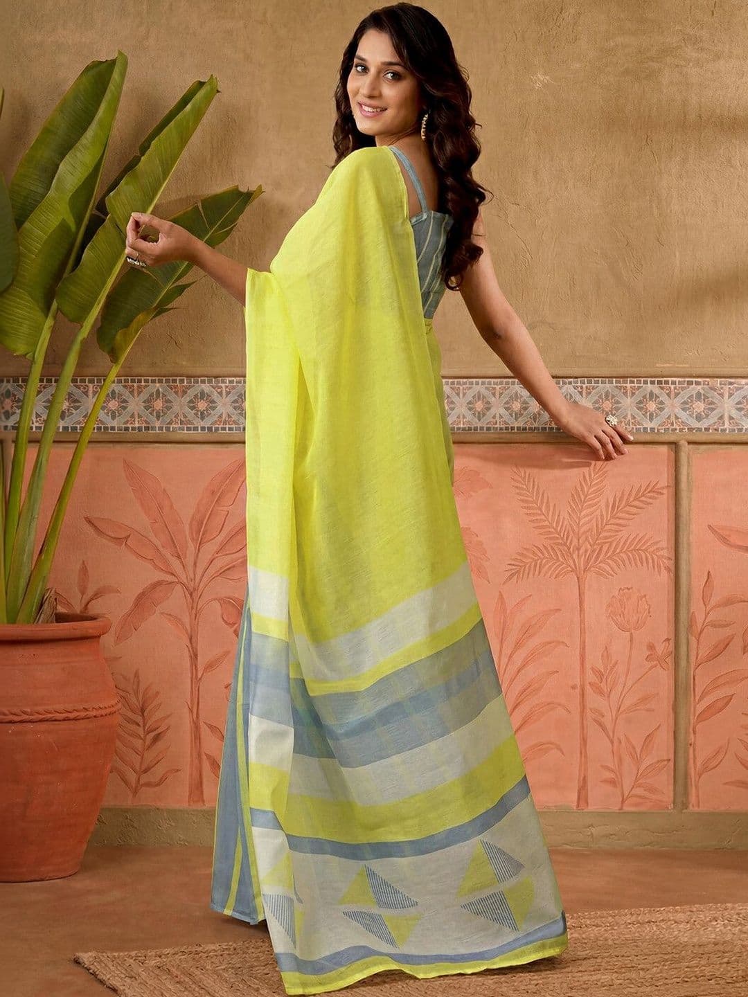 Sangria Striped Zari Chanderi Ready to Wear Saree With Unstitched Blouse thumbnail 6