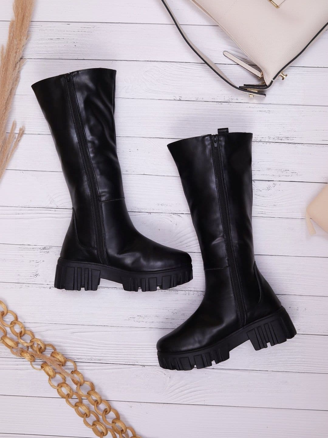 DressBerry Women Round Toe Zip Winter Boots thumbnail 4