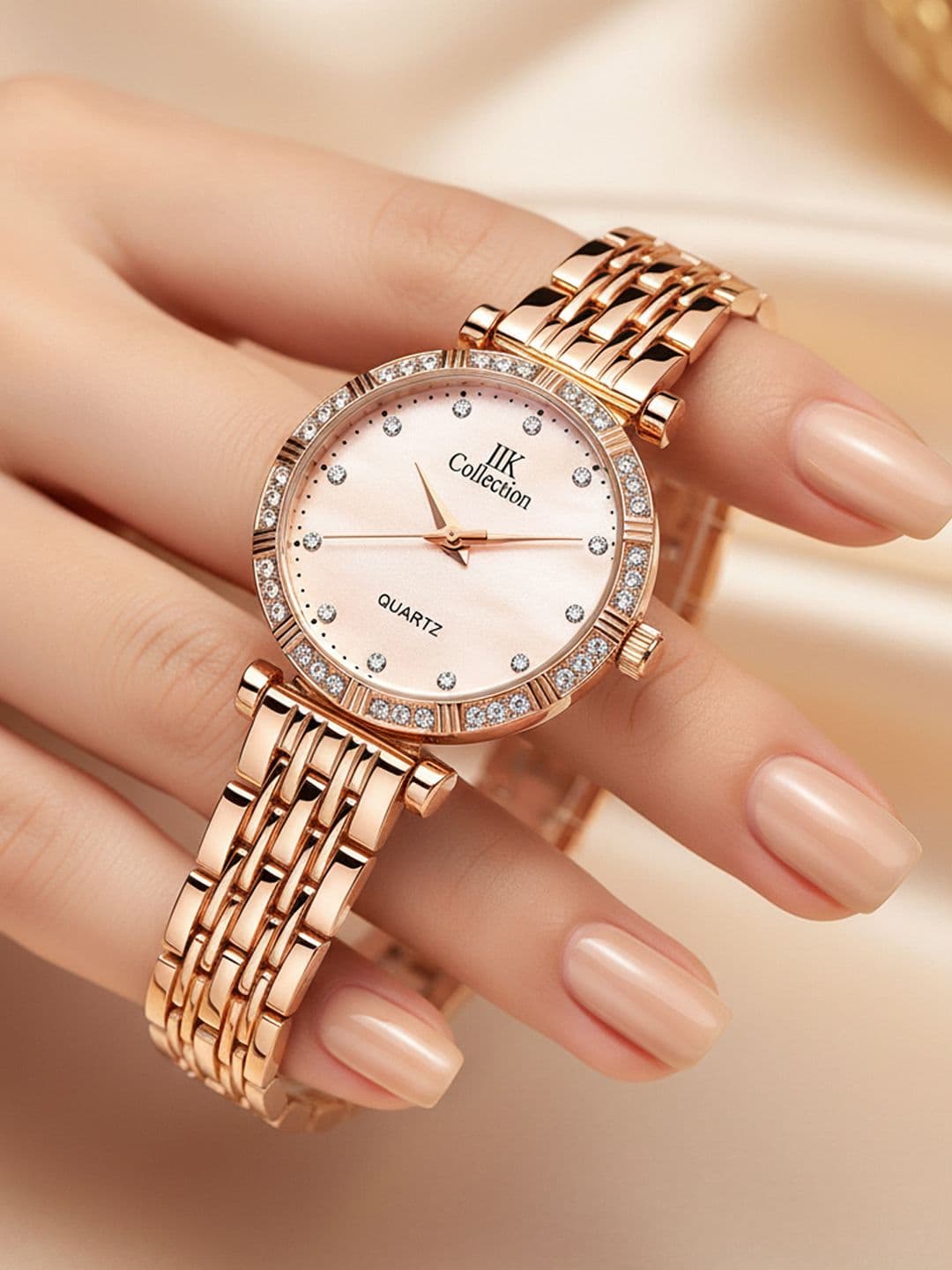 IIK COLLECTION Women Round Dial Stainless Steel Bracelet Style Straps Analogue Watch thumbnail 6