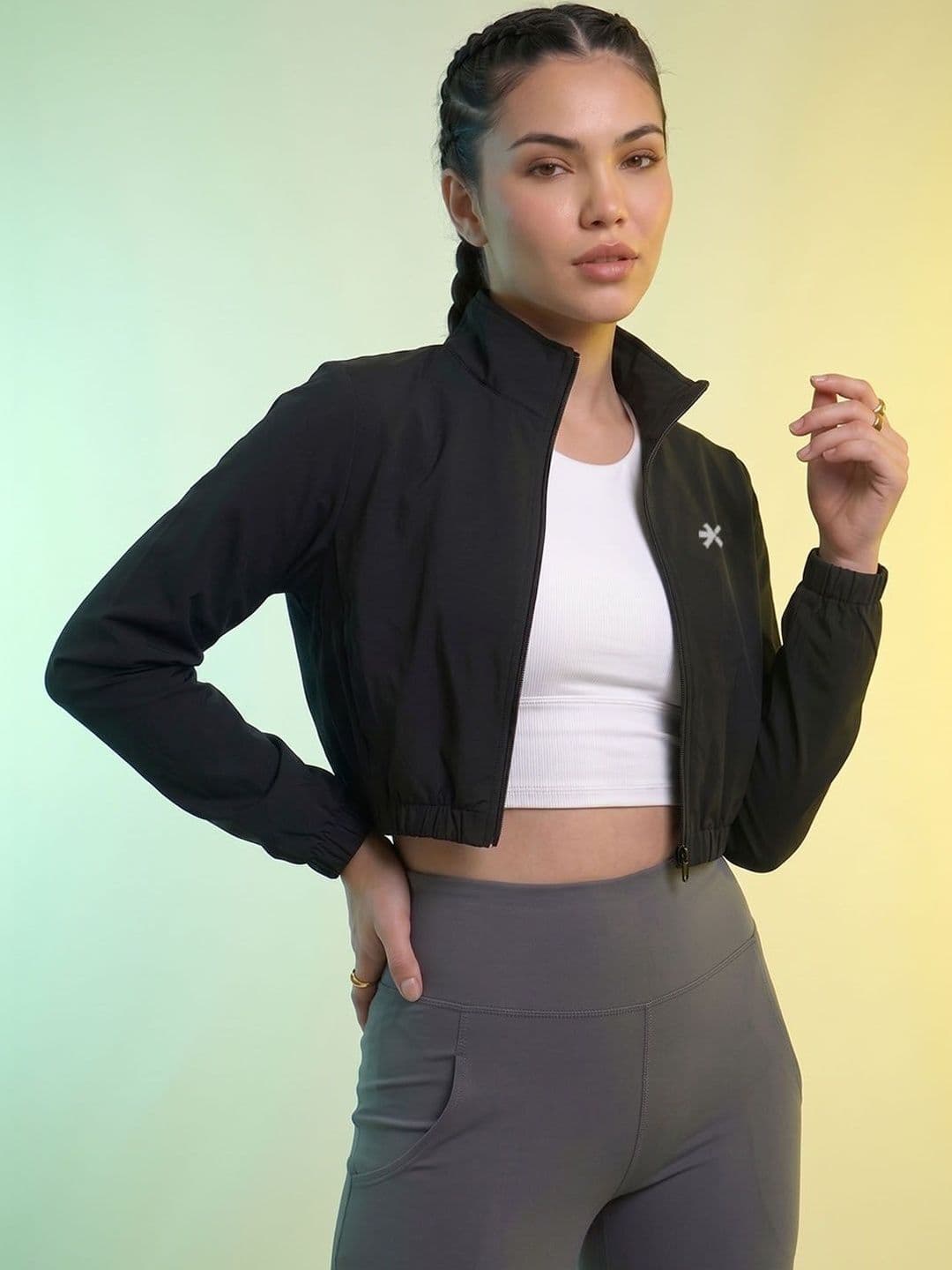 HRX by Hrithik Roshan Women Lightweight Crop Training or Gym Sporty Jacket thumbnail 5