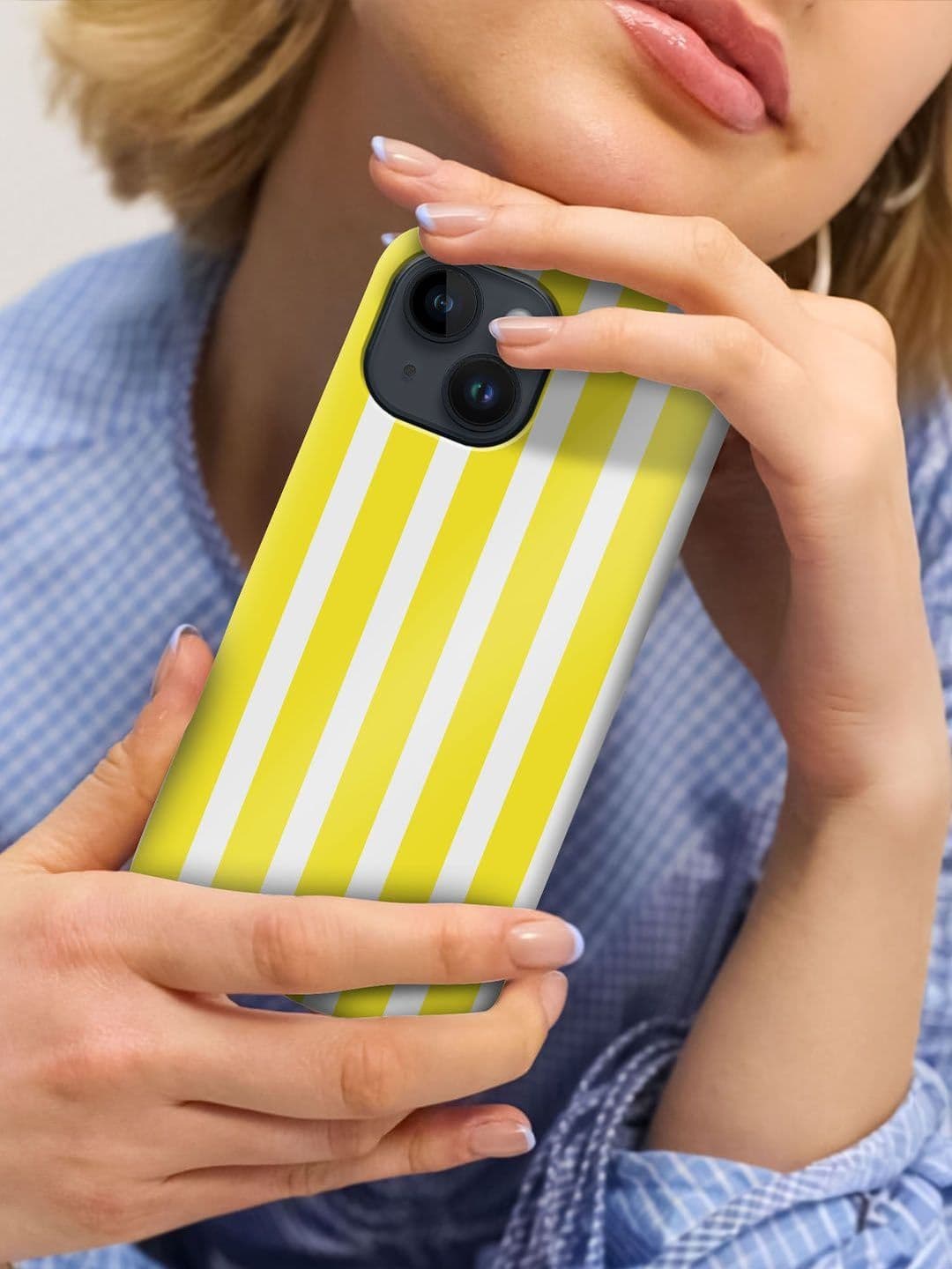 QRIOH Geometric Printed iPhone 13 Back Case Mobile Accessories thumbnail 5