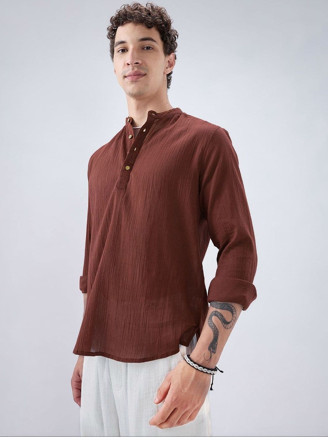VASTRADO Men Kurta thumbnail 2