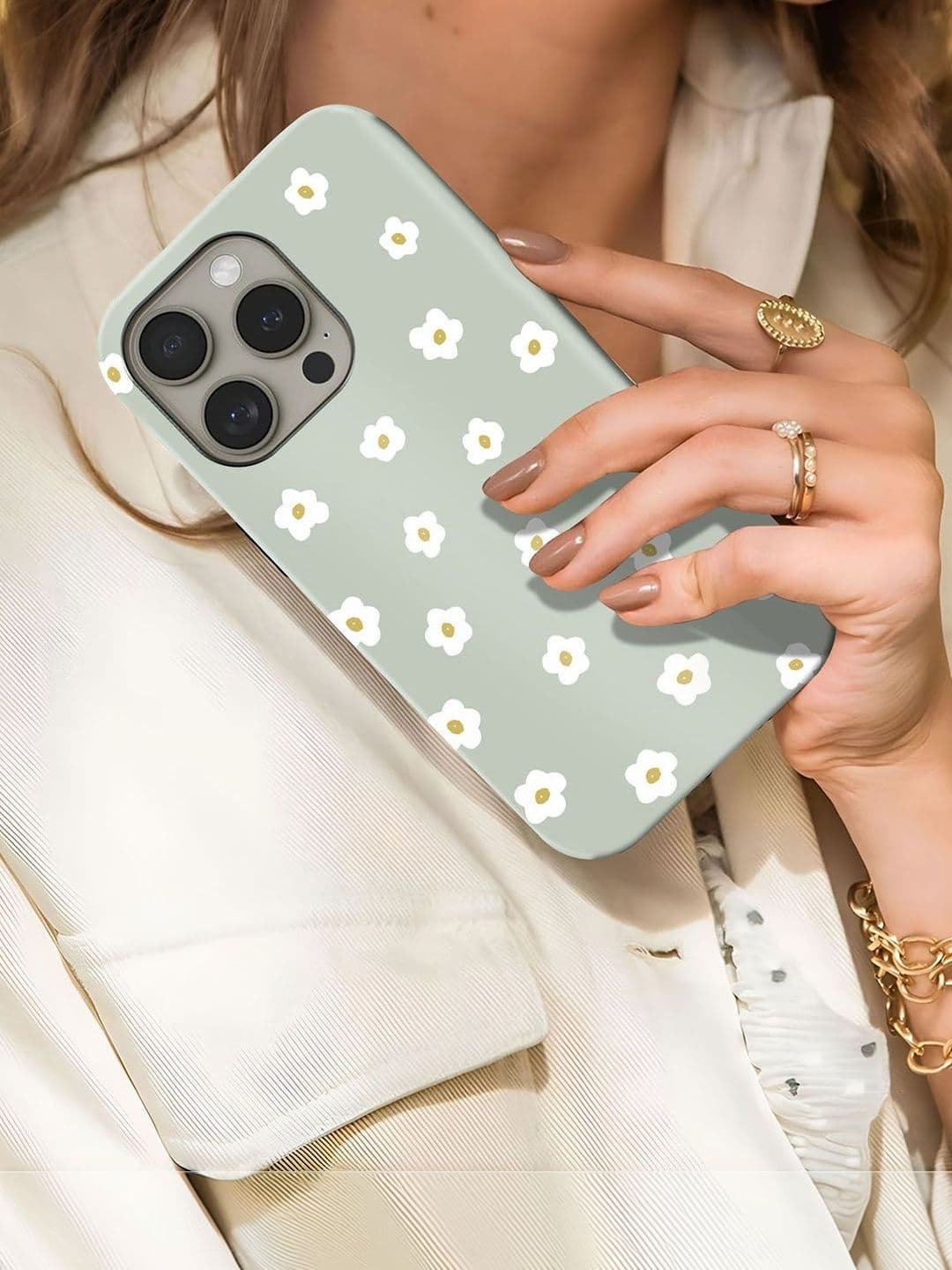 QRIOH Floral Printed iPhone 15 Pro Back Case Mobile Accessories thumbnail 2
