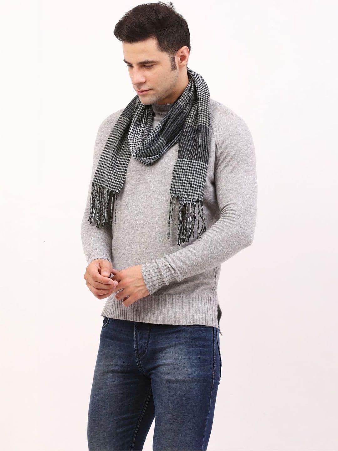Cazzano Men Checked Scarf thumbnail 2