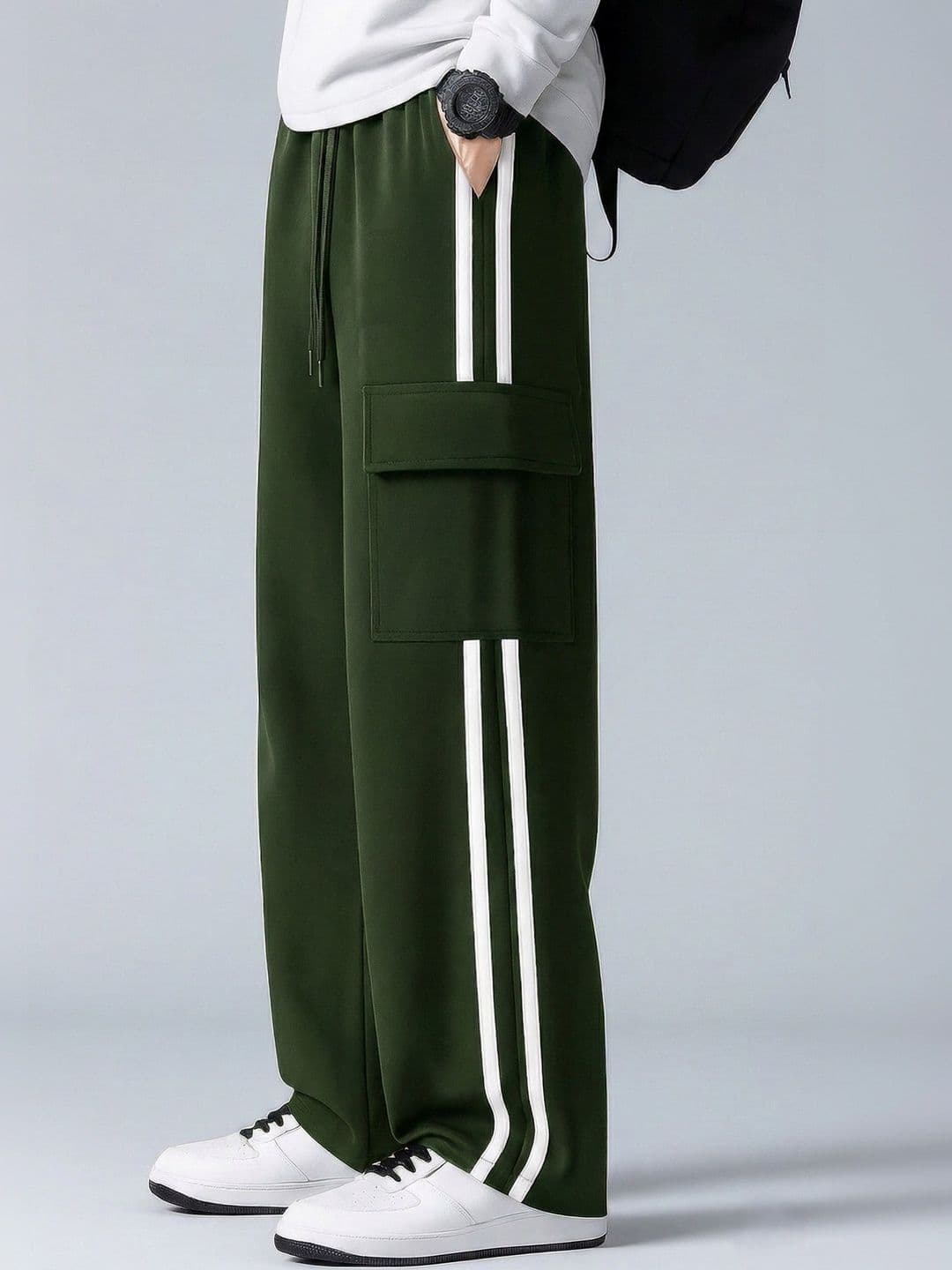 CHROVEL Men Relaxed Fit Training Track Pants thumbnail 4