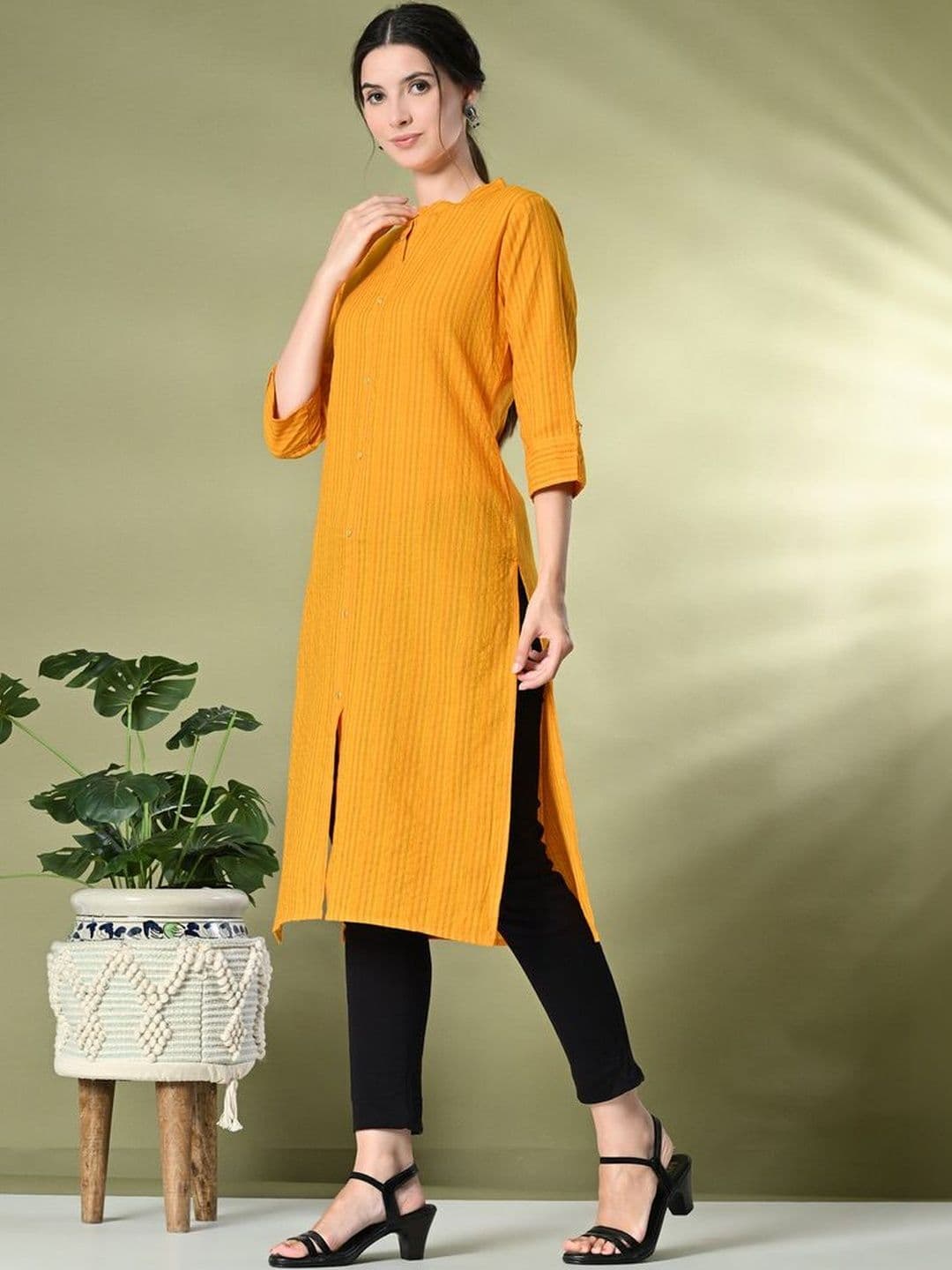 Anouk X fwd Women Striped Kurta thumbnail 3