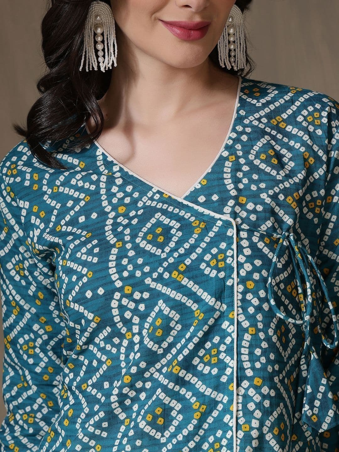 Kalphem Women Bandhani Printed Indie Prints Anarkali Kurta thumbnail 3