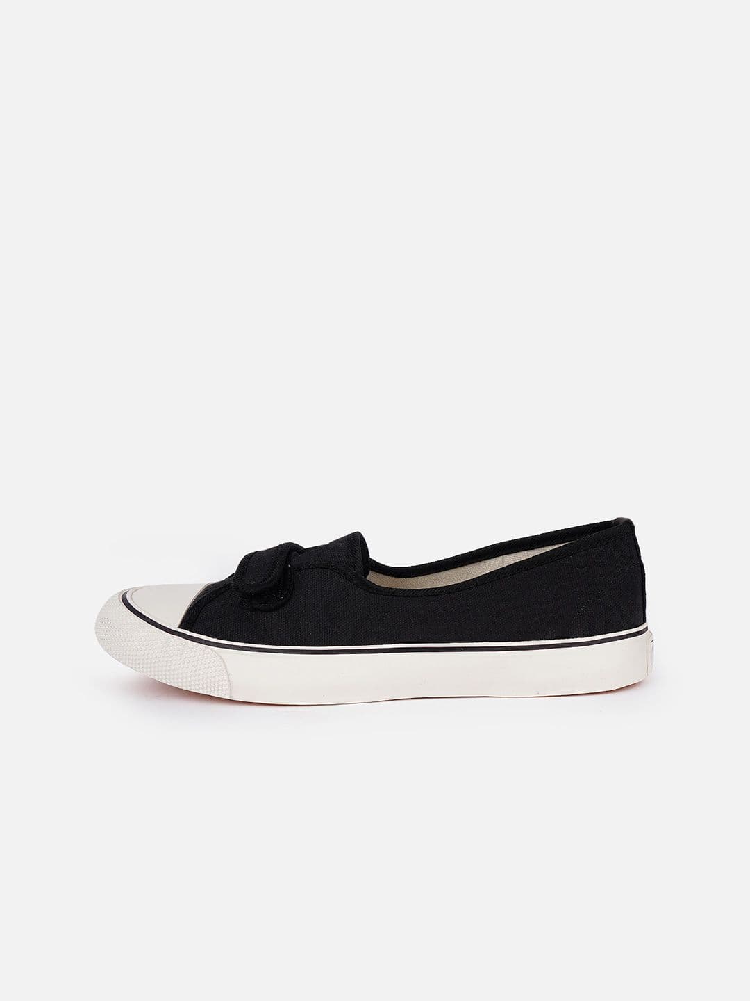 Roadster Women Black Casual Shoes thumbnail 2
