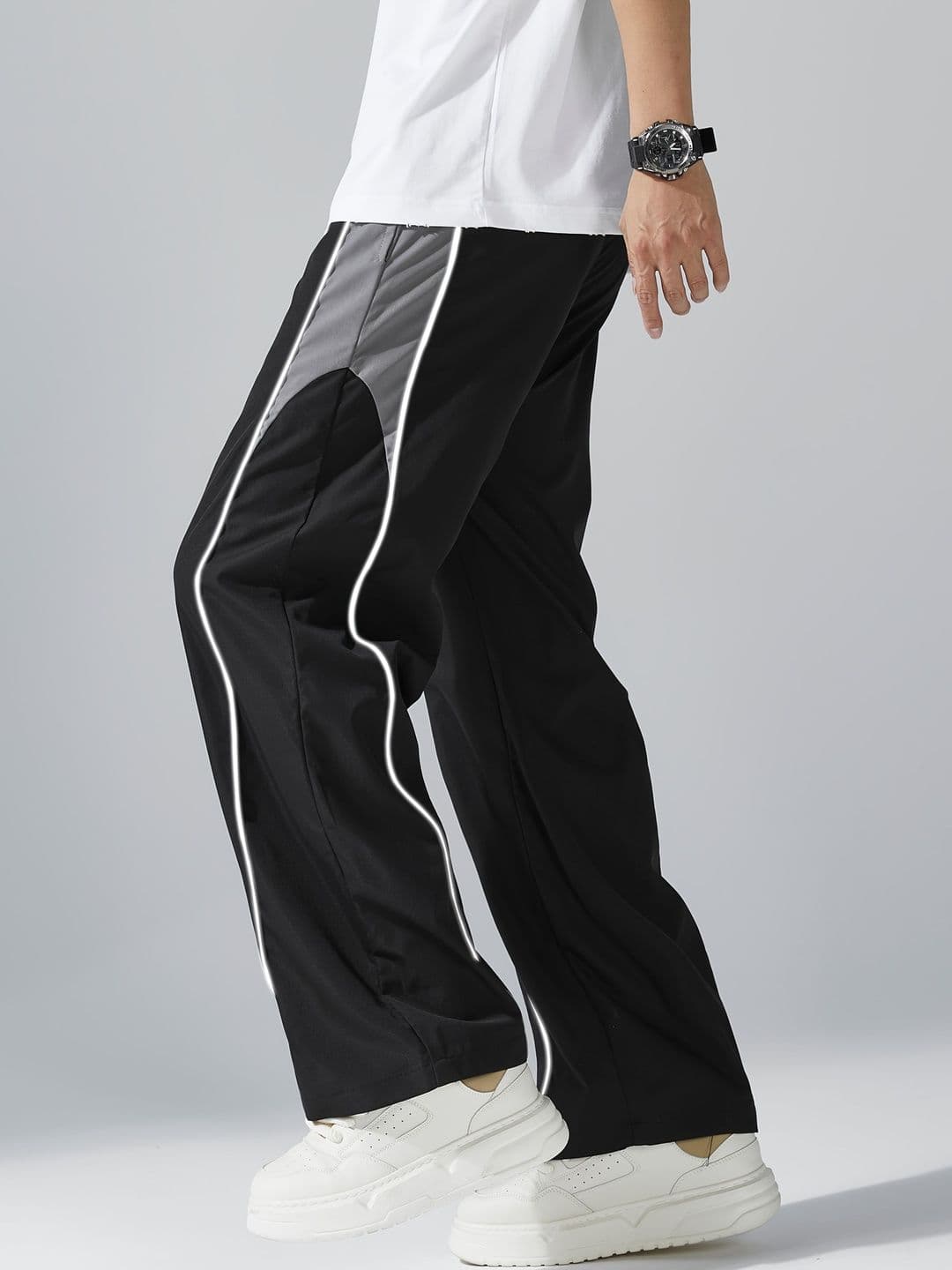 QUTUN Men Straight Fit Colourblocked Track Pants thumbnail 2
