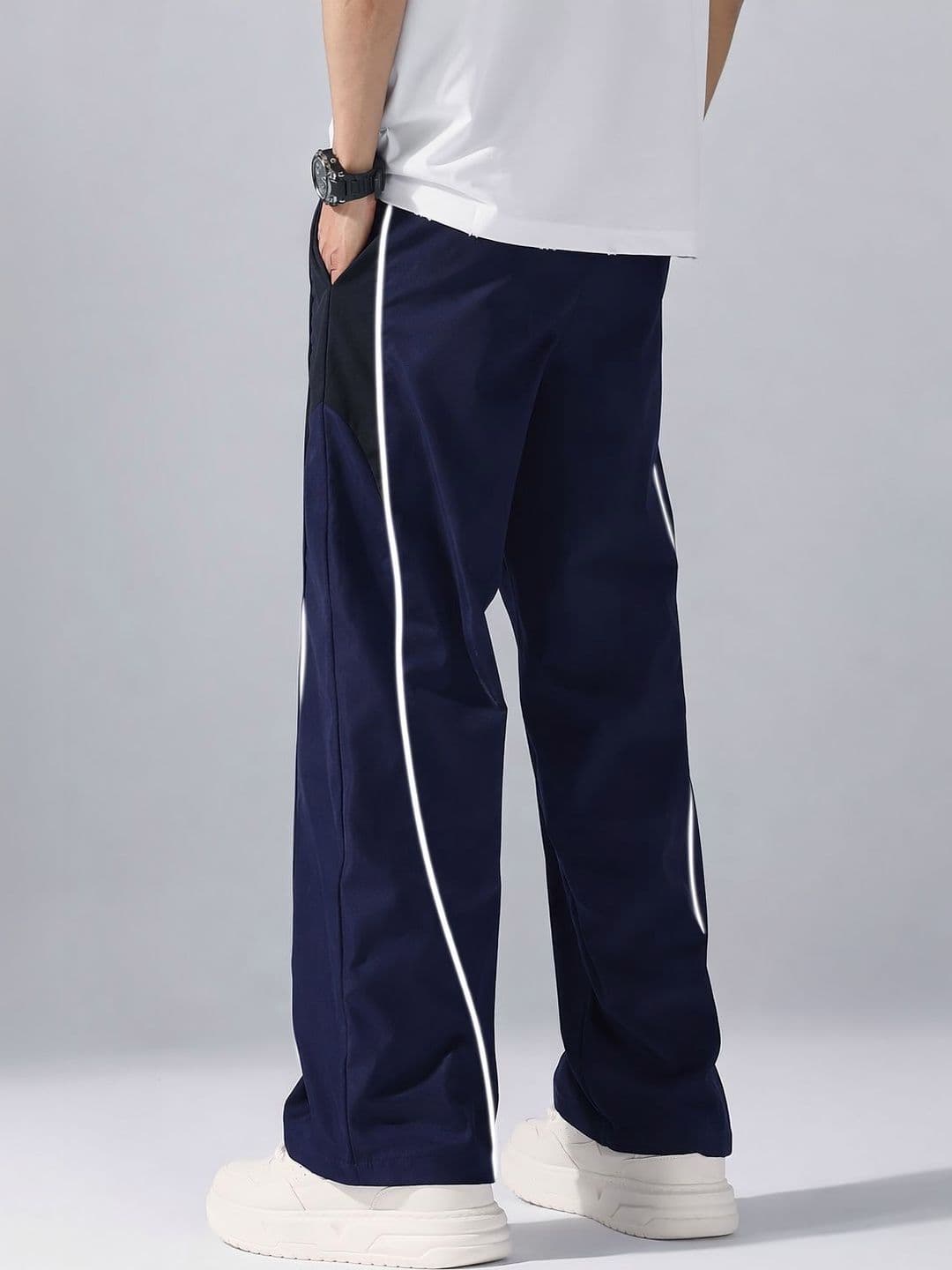 QUTUN Men Straight Fit Geometric Rapid-Dry Training Track Pants thumbnail 2
