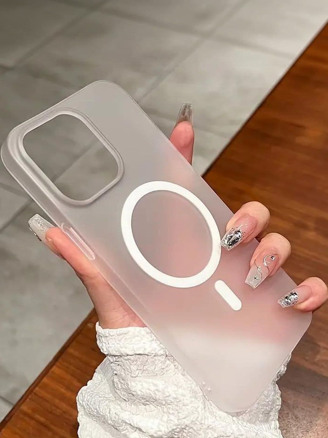 COVERLY Solid Printed iPhone 14 Back Case Mobile Accessories thumbnail 4