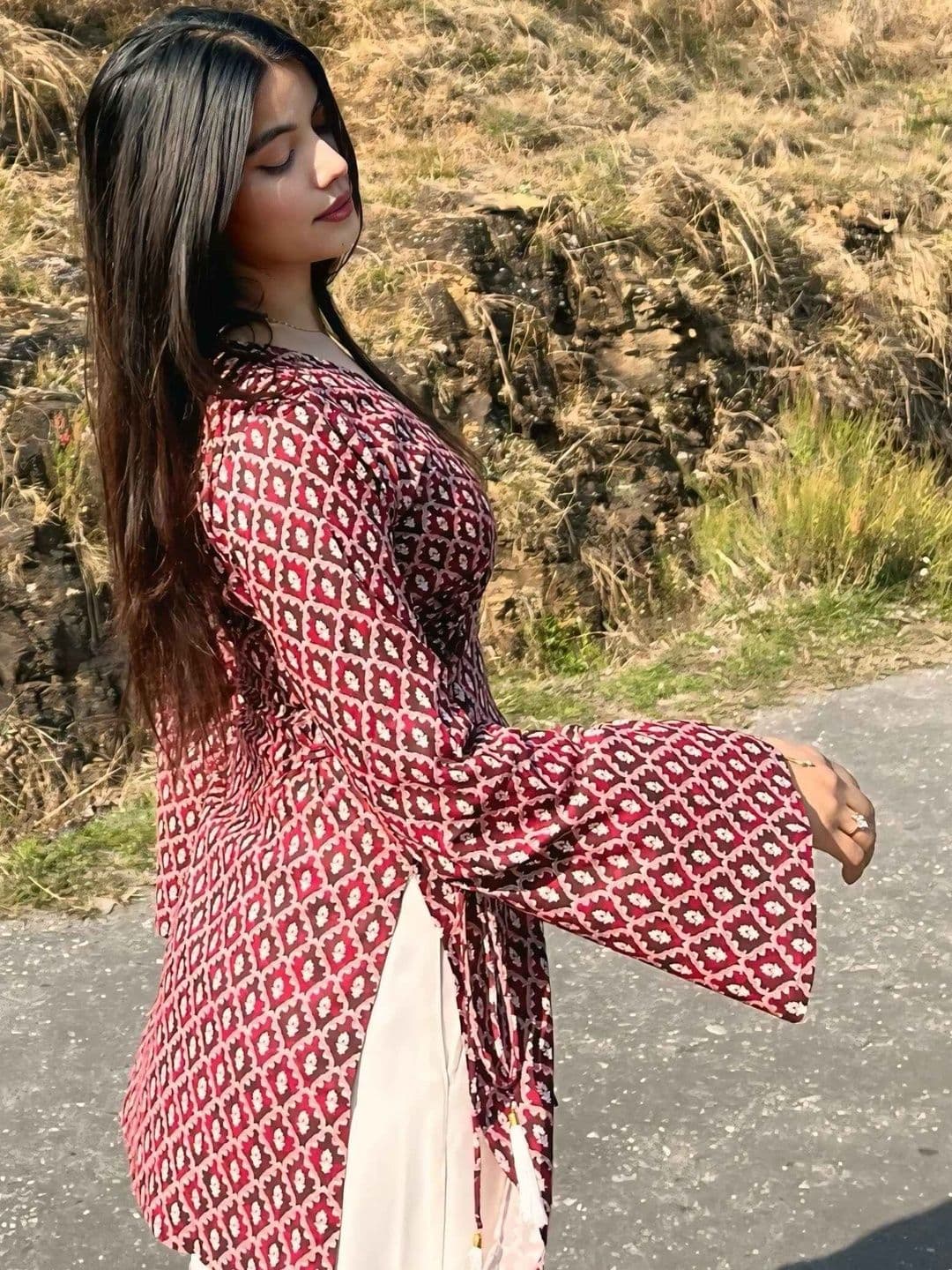 Aarsi Viscose Rayon Printed Ethnic Tunic thumbnail 4