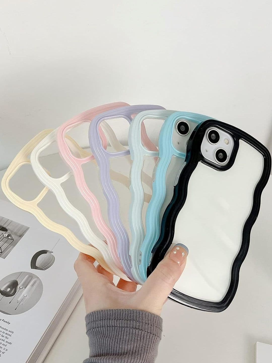 COVERLY Solid Printed iPhone 14 Back Case Mobile Accessories thumbnail 4