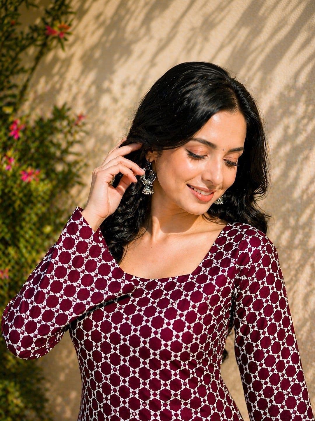 KALINI Geometric Printed Square Neck Pure Cotton Kurti thumbnail 5