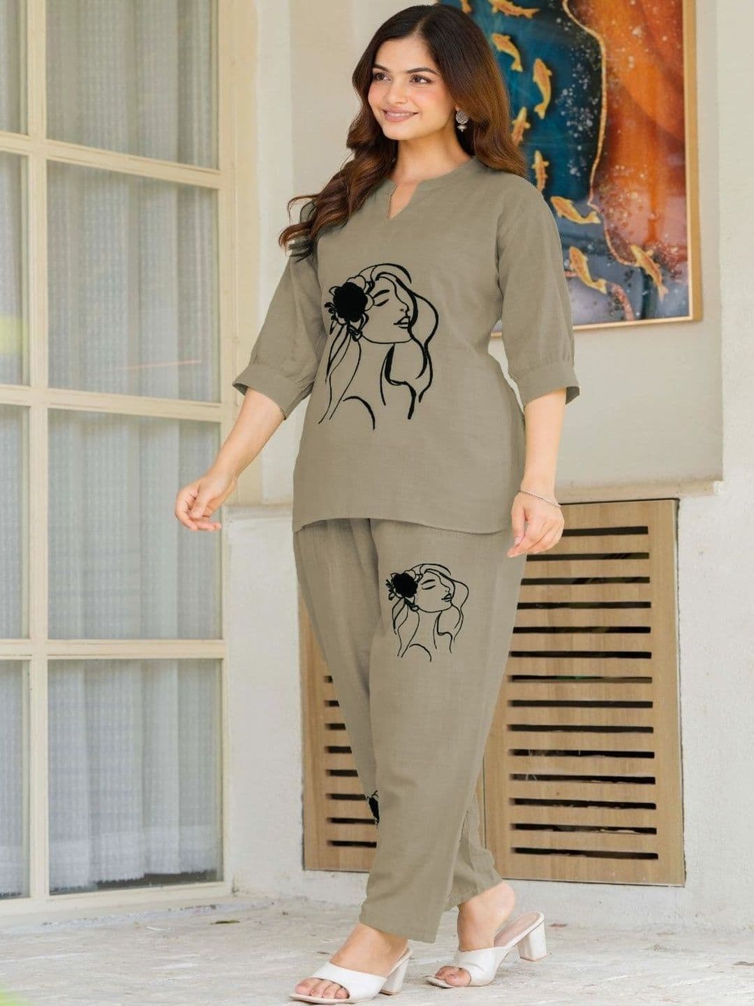 Naida Printed Top with Trousers thumbnail 3