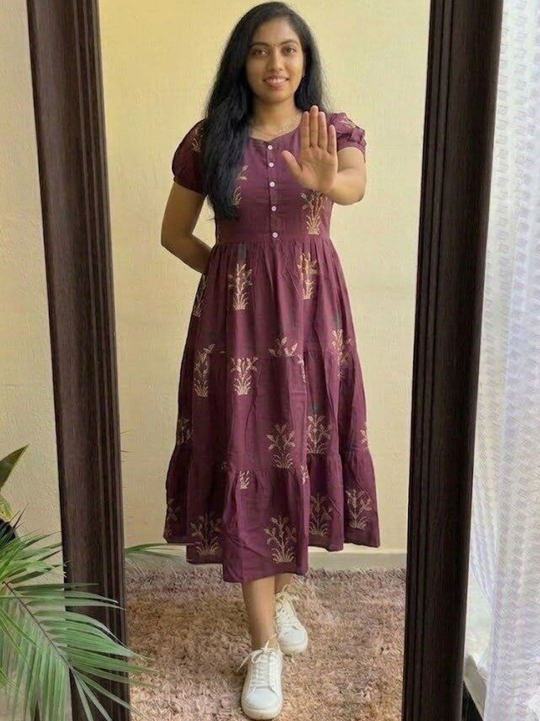 SAANVRA Floral Printed Tiered Kurti - view 1