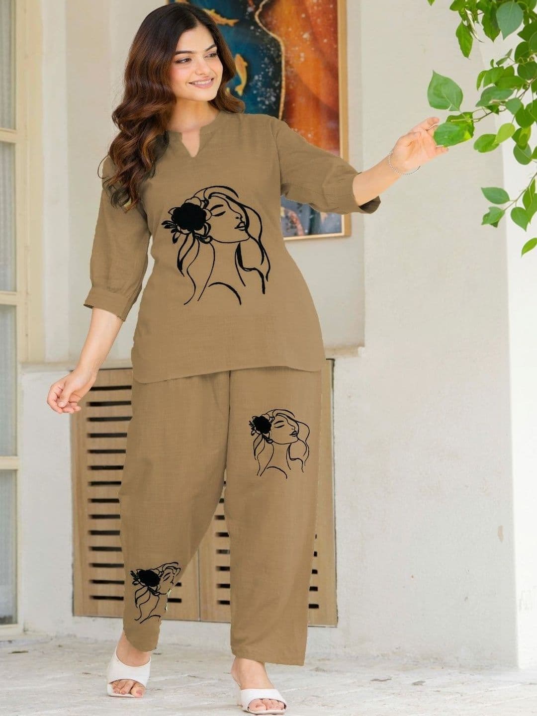Naida Printed Top with Trousers thumbnail 3