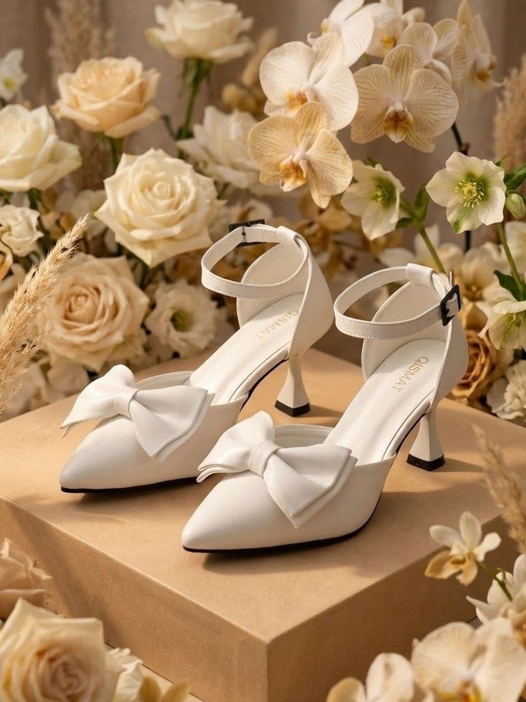 Qismat Party Slim Heeled Pumps with Bows thumbnail 3