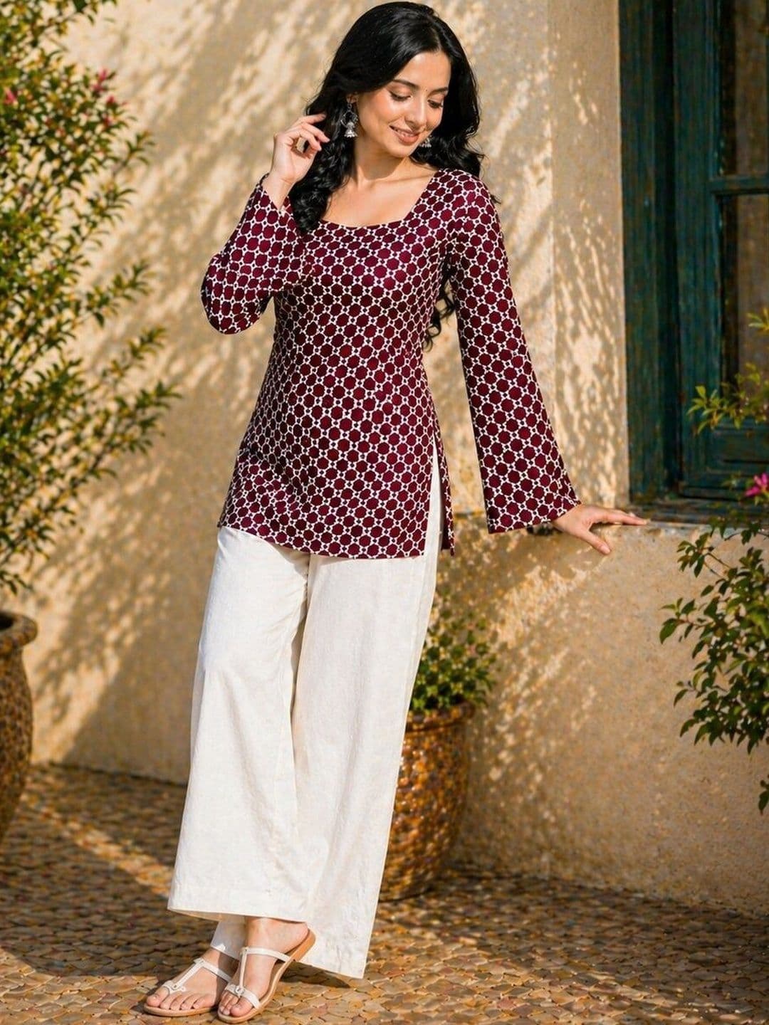 METAFAB Geometric Printed Square Neck Flared Sleeves Pure Cotton Kurti thumbnail 4