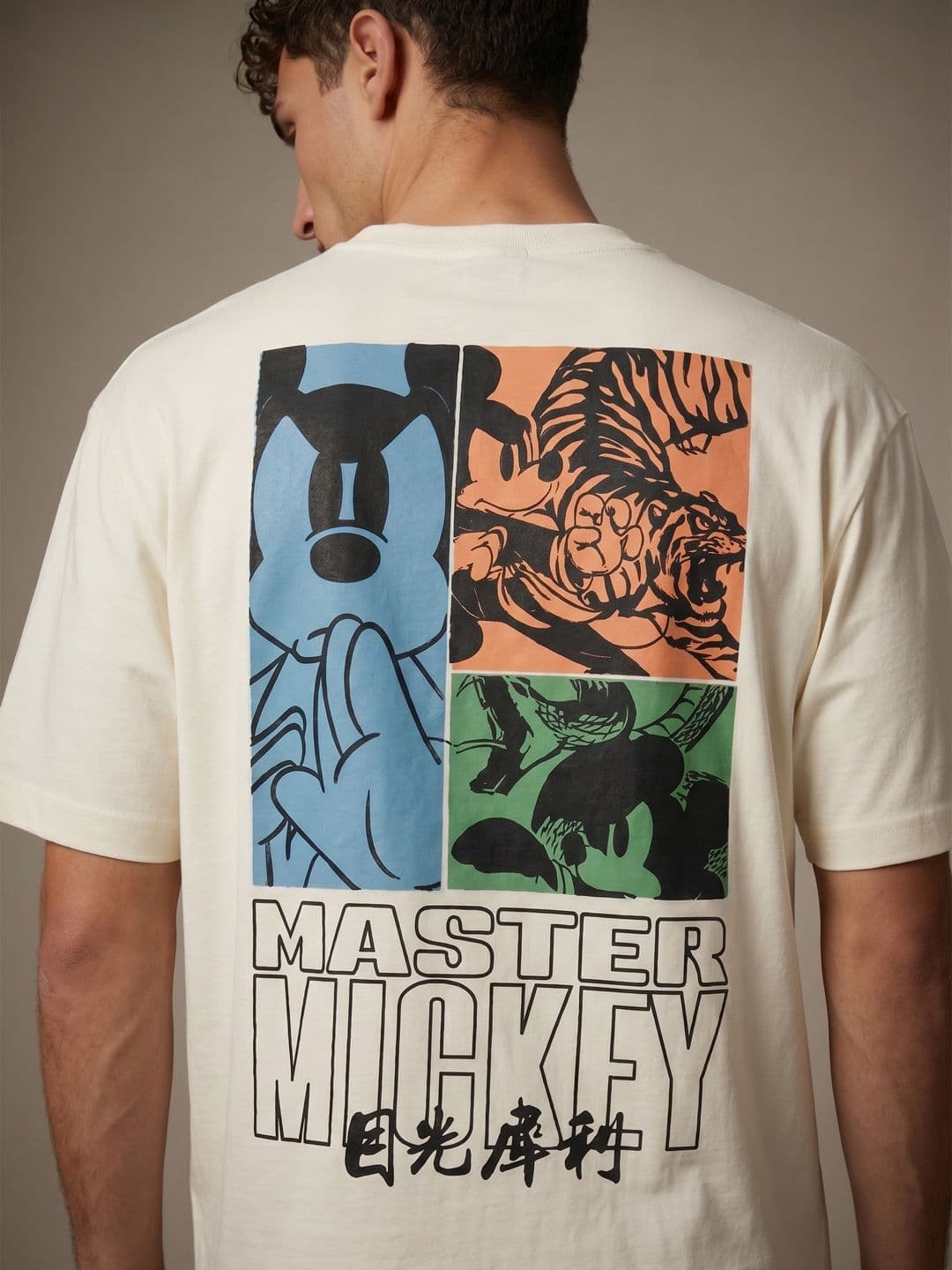 glitchez Mickey Mouse Comic Print Oversized Fit T-shirt thumbnail 4