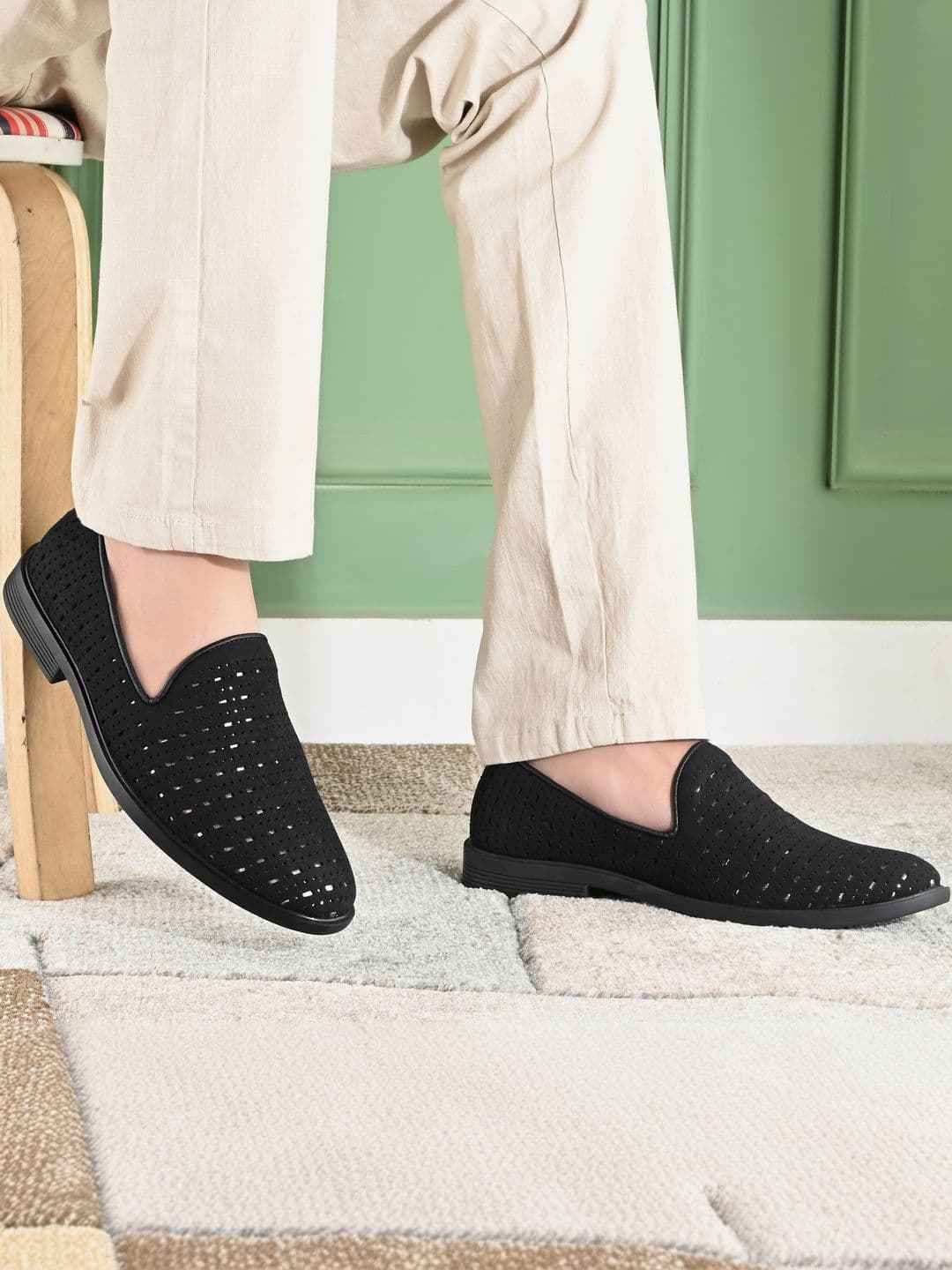 Vellinto Men Perforations Loafers thumbnail 7