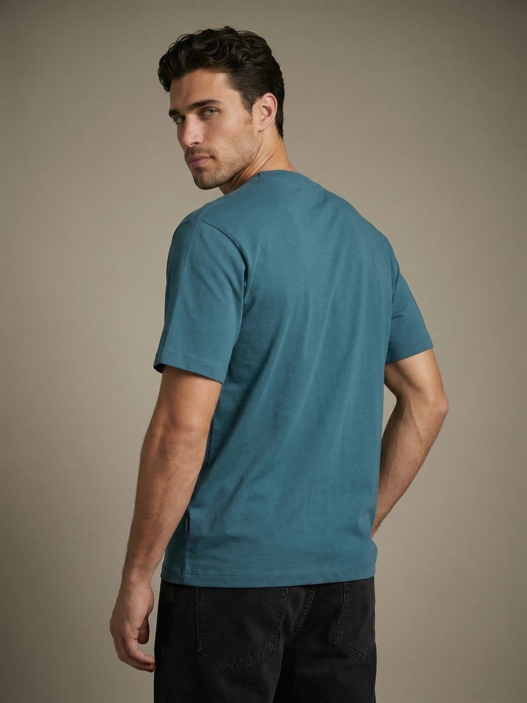 glitchez Round Neck Knitted Relaxed Fit T-shirt thumbnail 5