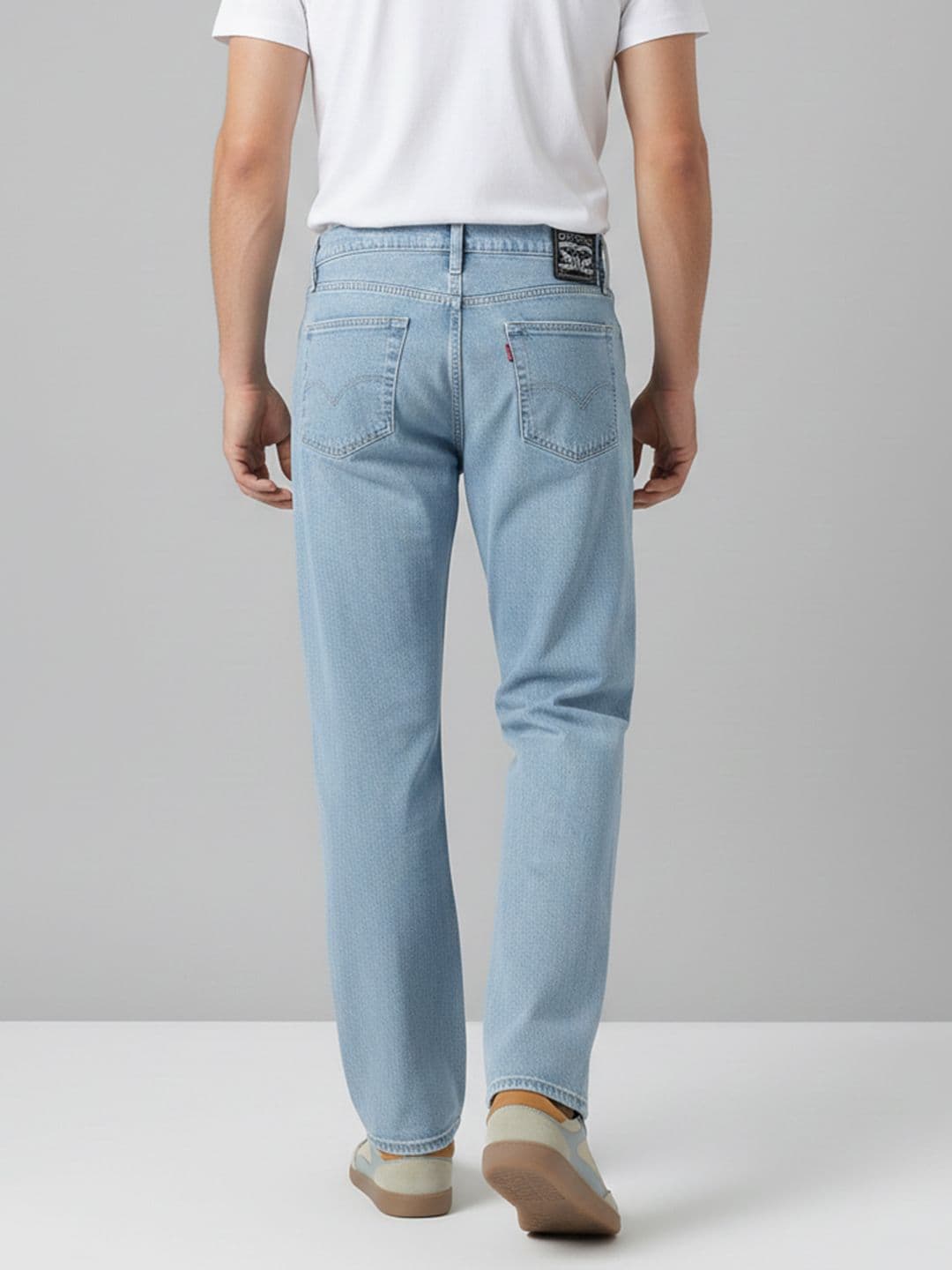 Levis Men 555 Relaxed Straight Fit Stretchable Jeans thumbnail 4