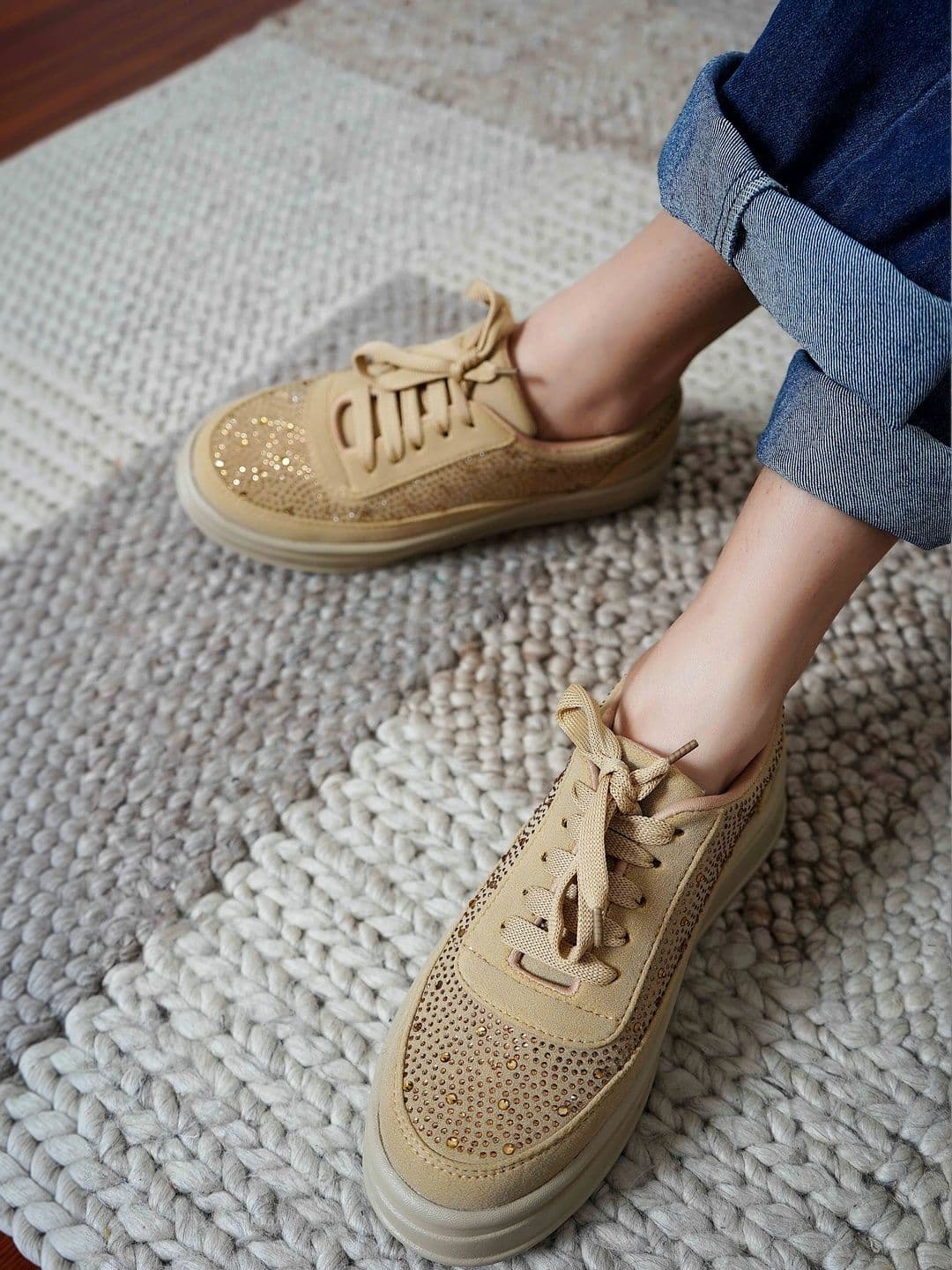 Shezone Women Textured Sneakers thumbnail 3