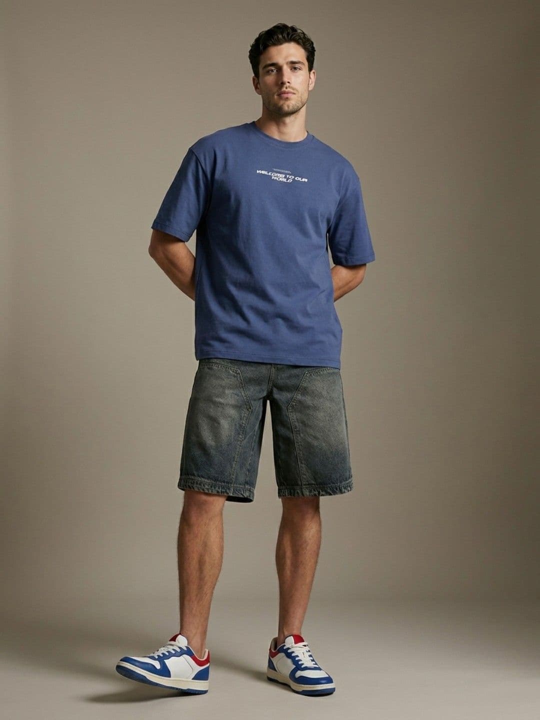 Glitchez Graphic Oversized Fit T-shirt thumbnail 2