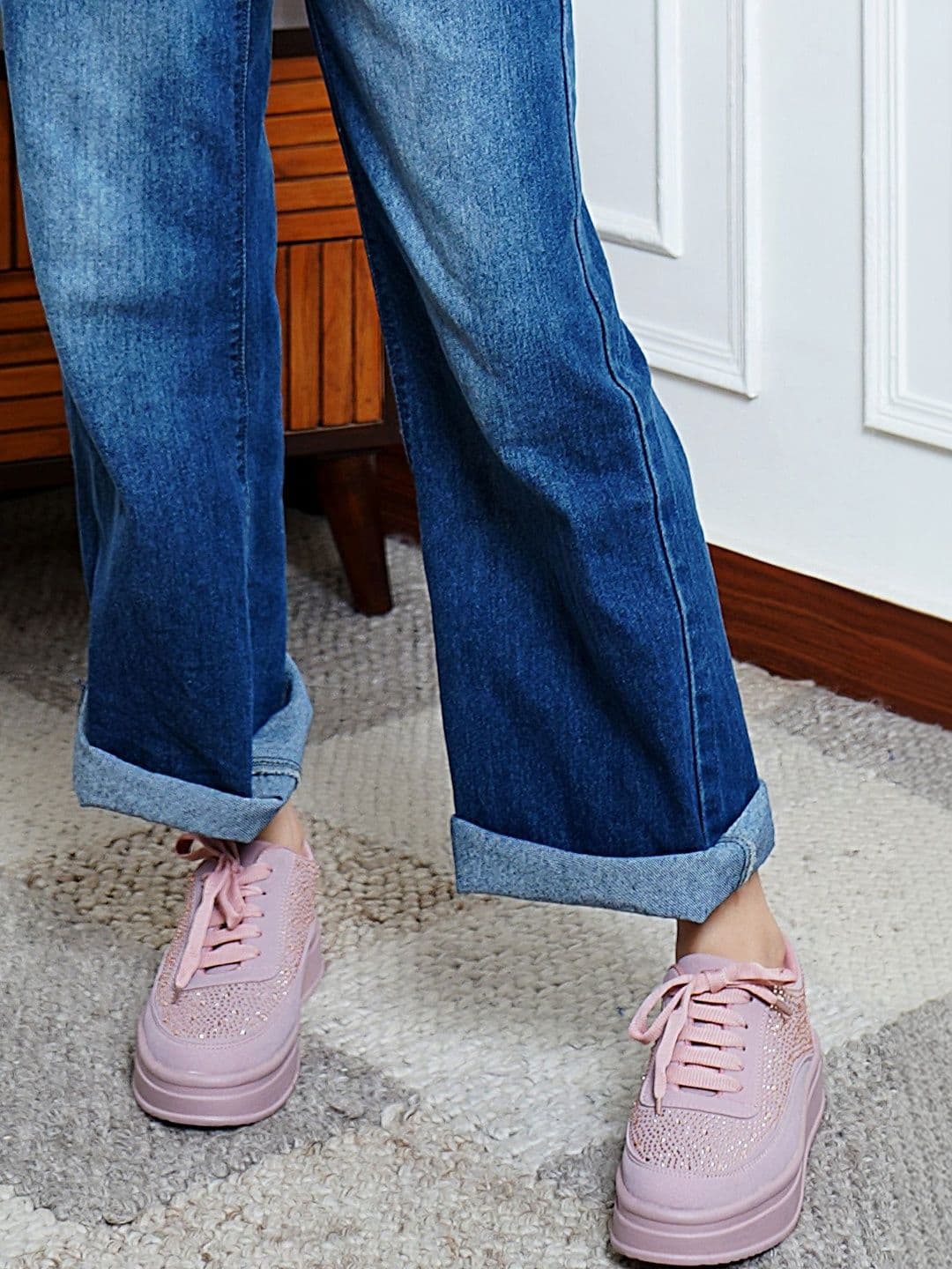 Shezone Women Textured Sneakers - view 1