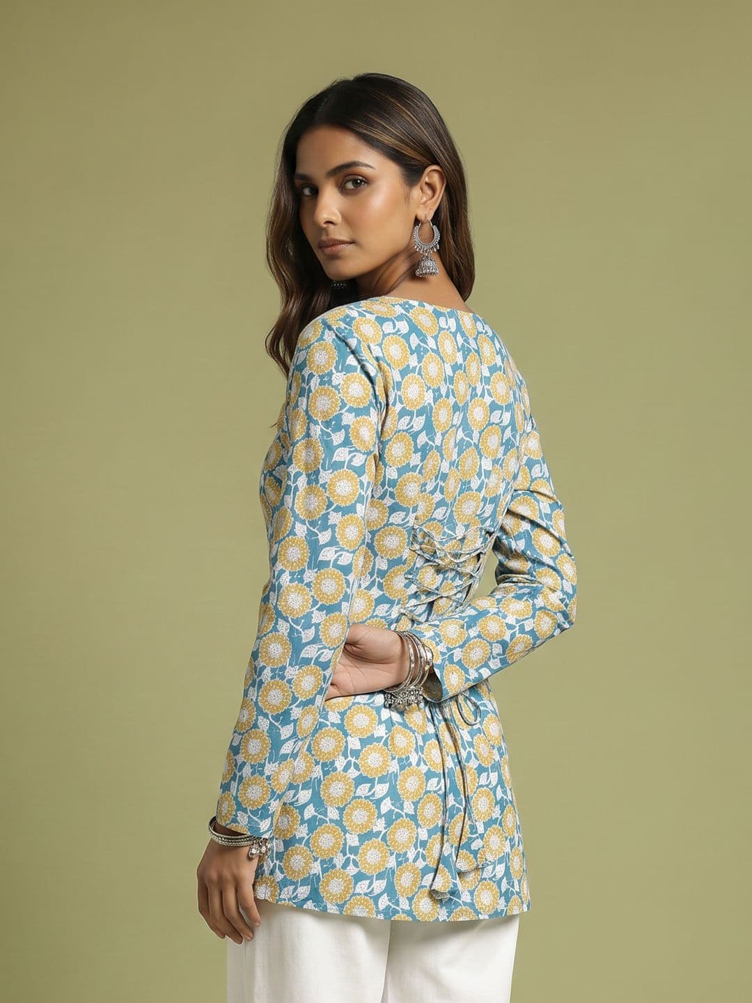 Anouk Floral Printed Pure Cotton Kurti thumbnail 5