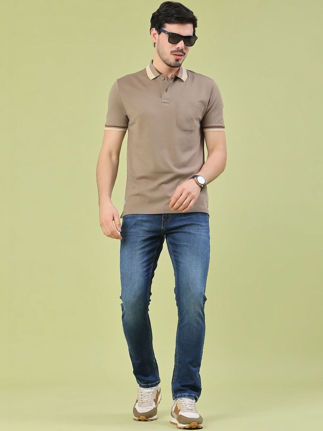 V-Mart Men Skinny Fit Mid-Rise Light Fade Jeans thumbnail 2
