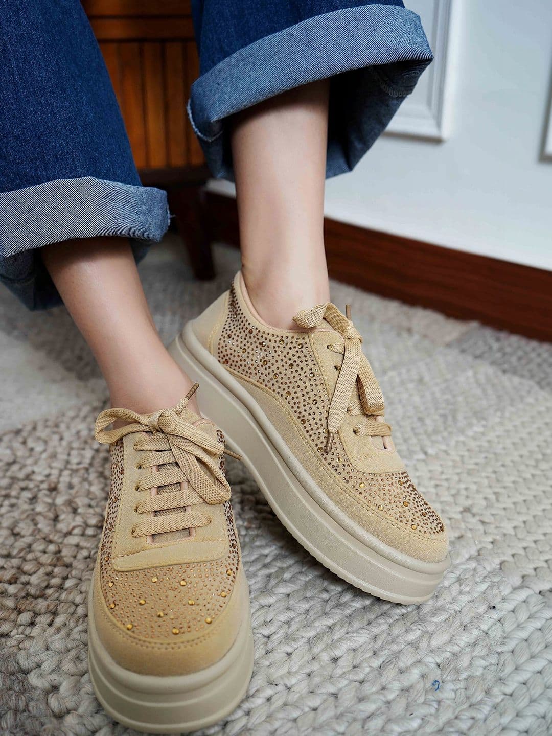 Shezone Women Textured Sneakers thumbnail 7