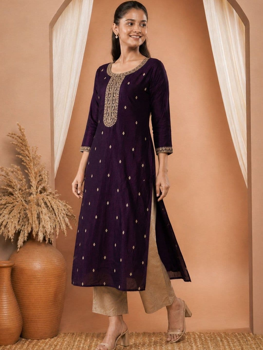 SHRI MAHAVEER RAJASTHANI SAREE Ethnic Motifs Embroidered Thread Work Thread Work Kurti - view 1