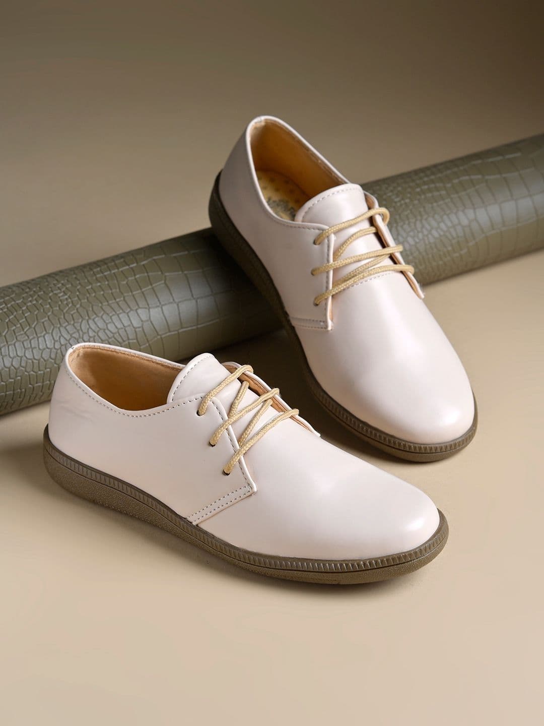 Shoetopia Women Derbys - view 1