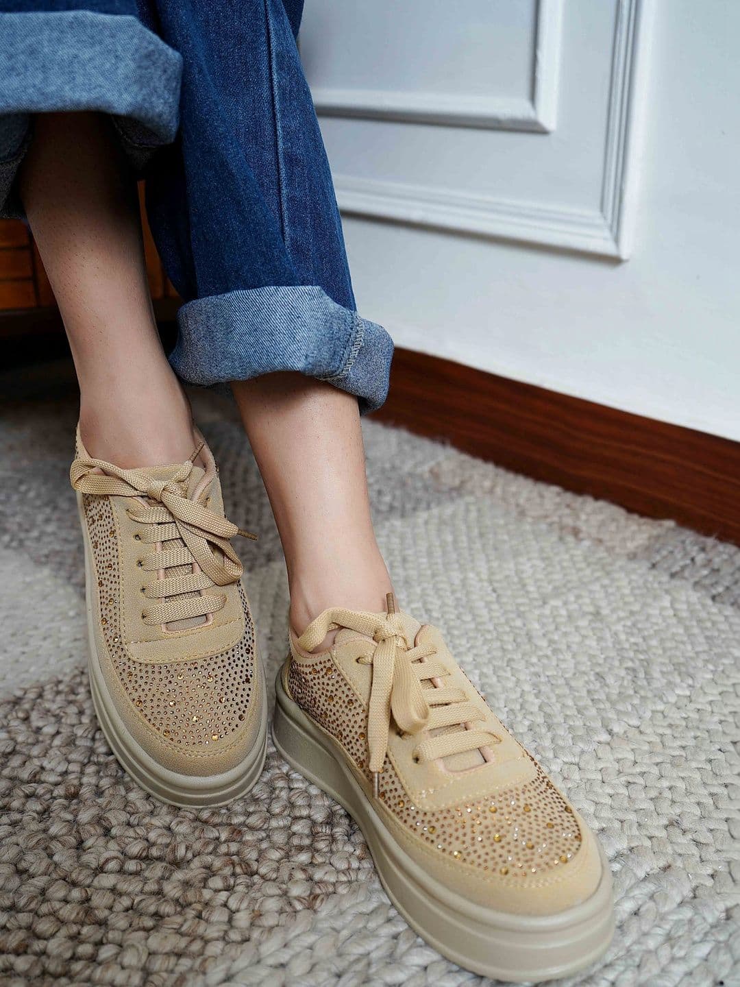 Shezone Women Textured Sneakers - view 1