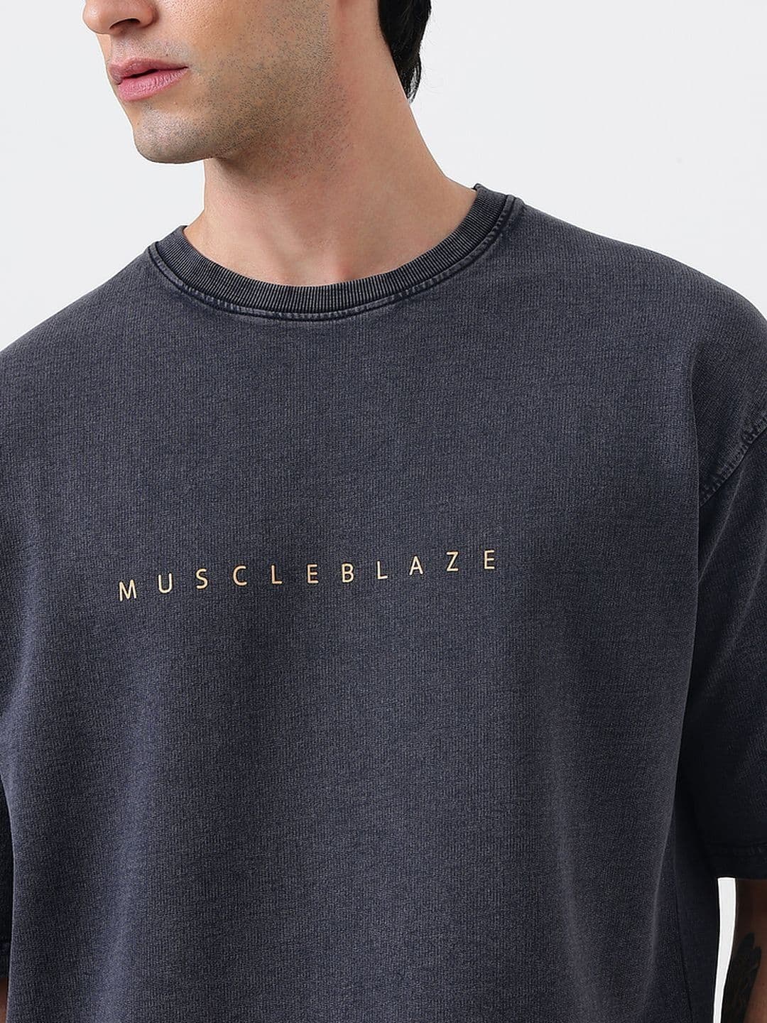 MuscleBlaze Unisex Printed T-shirt thumbnail 4