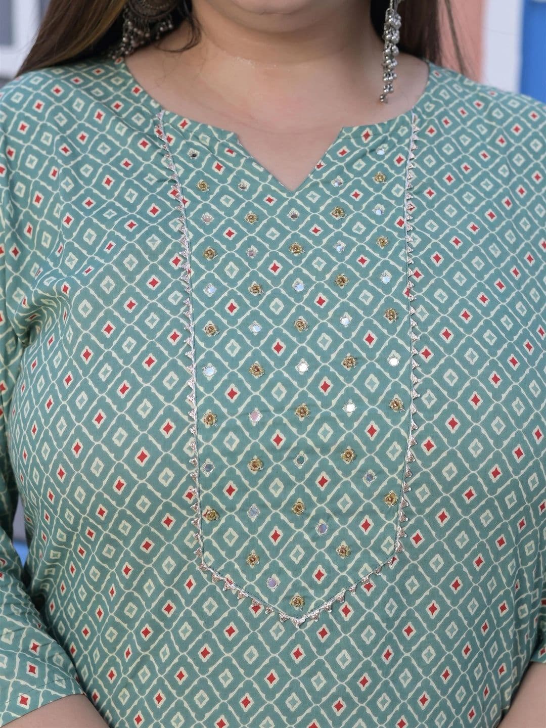 VIFA PLUS Women Geometric Printed Kurta thumbnail 3