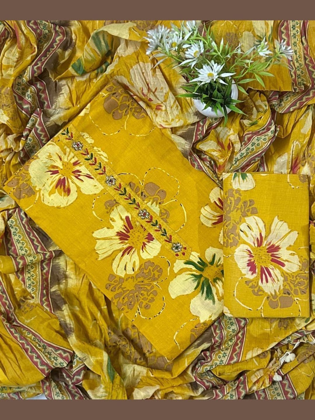 EJS Printed Pure Cotton Unstitched Dress Material thumbnail 5