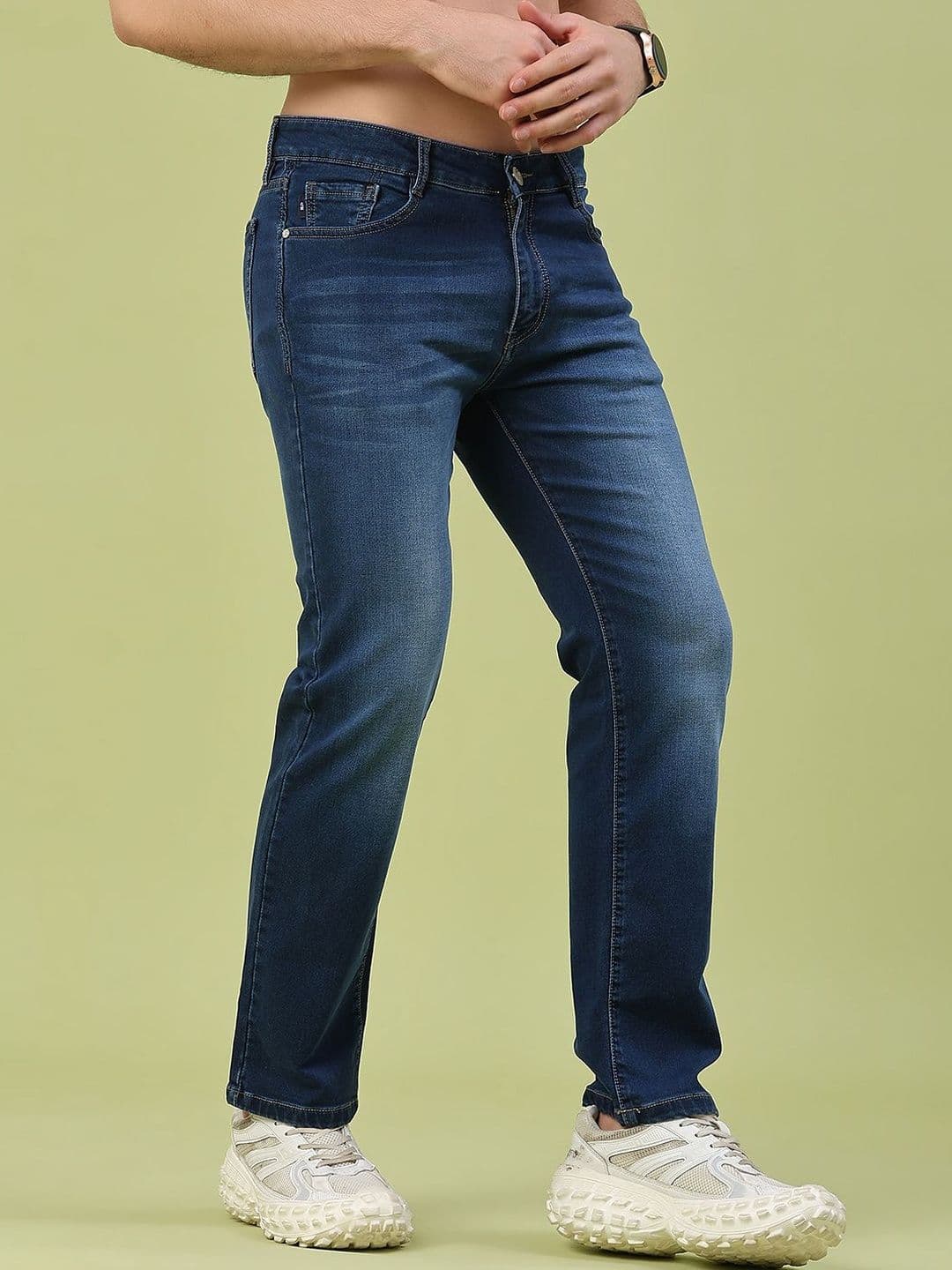V-Mart Men Relaxed Fit Mid-Rise Light Fade Jeans thumbnail 6