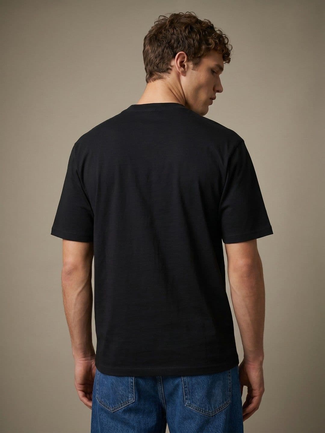 glitchez Black Round Neck Relaxed Fit T-shirt thumbnail 3