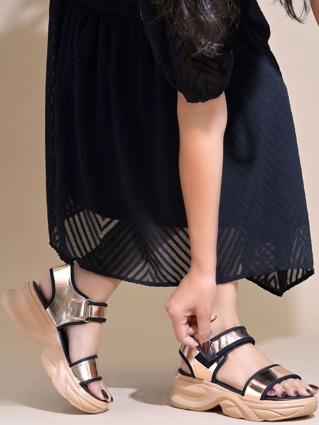 Shoetopia Colourblocked Flatform Sandals thumbnail 2